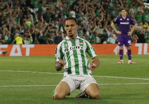 星空体验-安东尼：上周首次右脚攻破德赫亚球门 我想在贝蒂斯夺冠书写历史