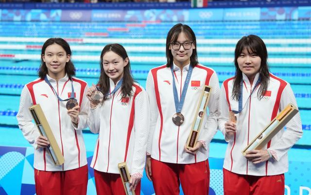 1722563366159035247.jpg 巴黎奥运会|游泳——女子4x200米自由泳接力:中国队获铜牌+XxjpseC009708_20240802_MVPFN0A001.jpg