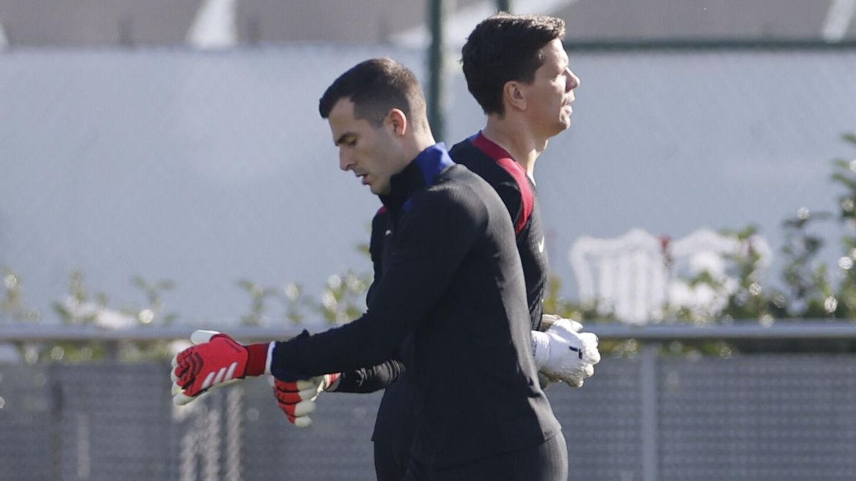 星空高光时刻-西媒：巴萨准备续约+外租佩尼亚，下家在科莫和塞尔塔二选一