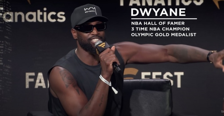 韦德谈退役生活😉：最喜欢弄葡萄酒和打高尔夫 我和奥巴马打过