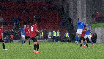 1668642702212065298.gif 动画 (4771).gif